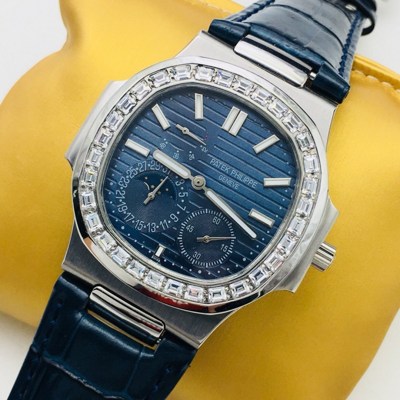 百达翡丽Patekphilippe运动系列鹦鹉螺5724玻璃