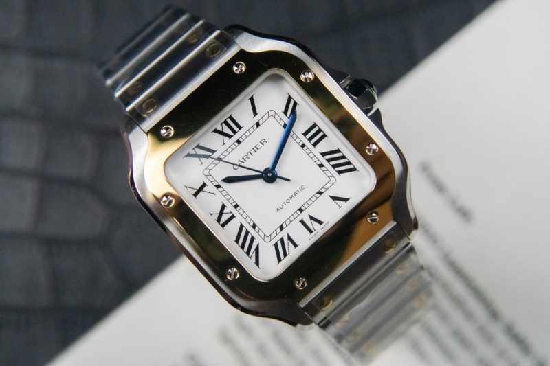 Cartier卡地亚Santos山度士系列复刻手表表盘