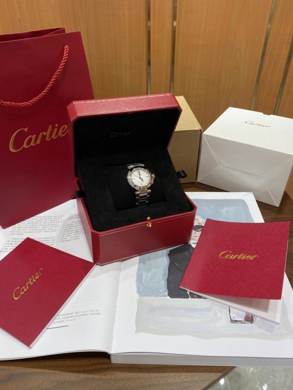 BV厂新品卡地亚 Cartier新上市的 Pasha 腕表包装