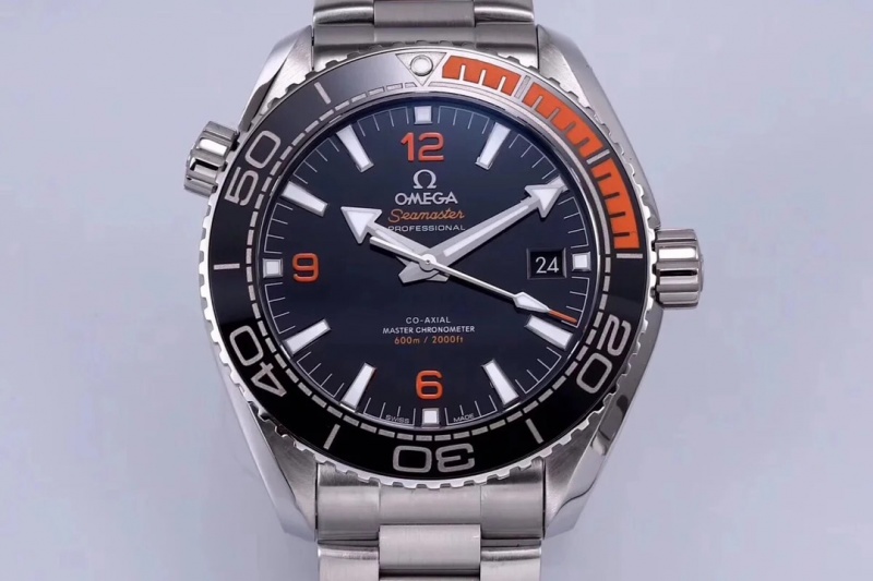 VS欧米茄海马600四分之一橙复刻腕表不锈钢潜水表表壳